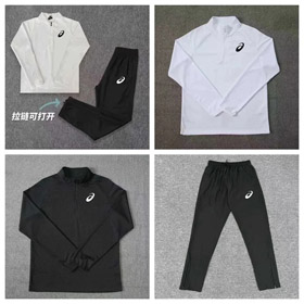 Costume d'entraînement ASICS-4821  