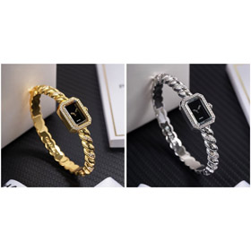 Montre pour femmes à visage carré Chanel avec un bracelet tissé à chaîne élégant-5113  