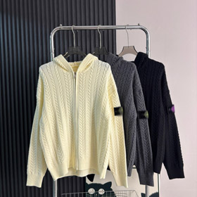 Pull tricoté à capuchon à fermeture éclair Stone Island-5242  