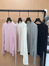 Chanel nouvelle arrivée: haut à cou crew avec impression de lettres contrastantes sur le devant et le dos-5369  