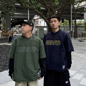 UNDEFEATED cinq bandes logo imprimé à manches courtes sport T-shirt-5916  