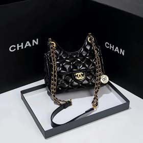 CHANEL - 0696