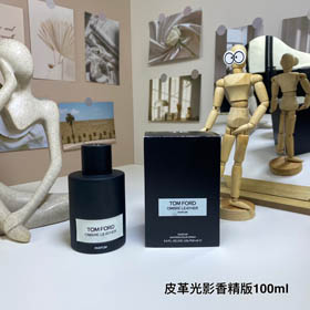 TOMFORD TF Light and Shadow Leather Fragrance Edition Parfum-3172  