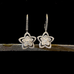 Graff Diamant Floral or blanc boucles d'oreilles-4068